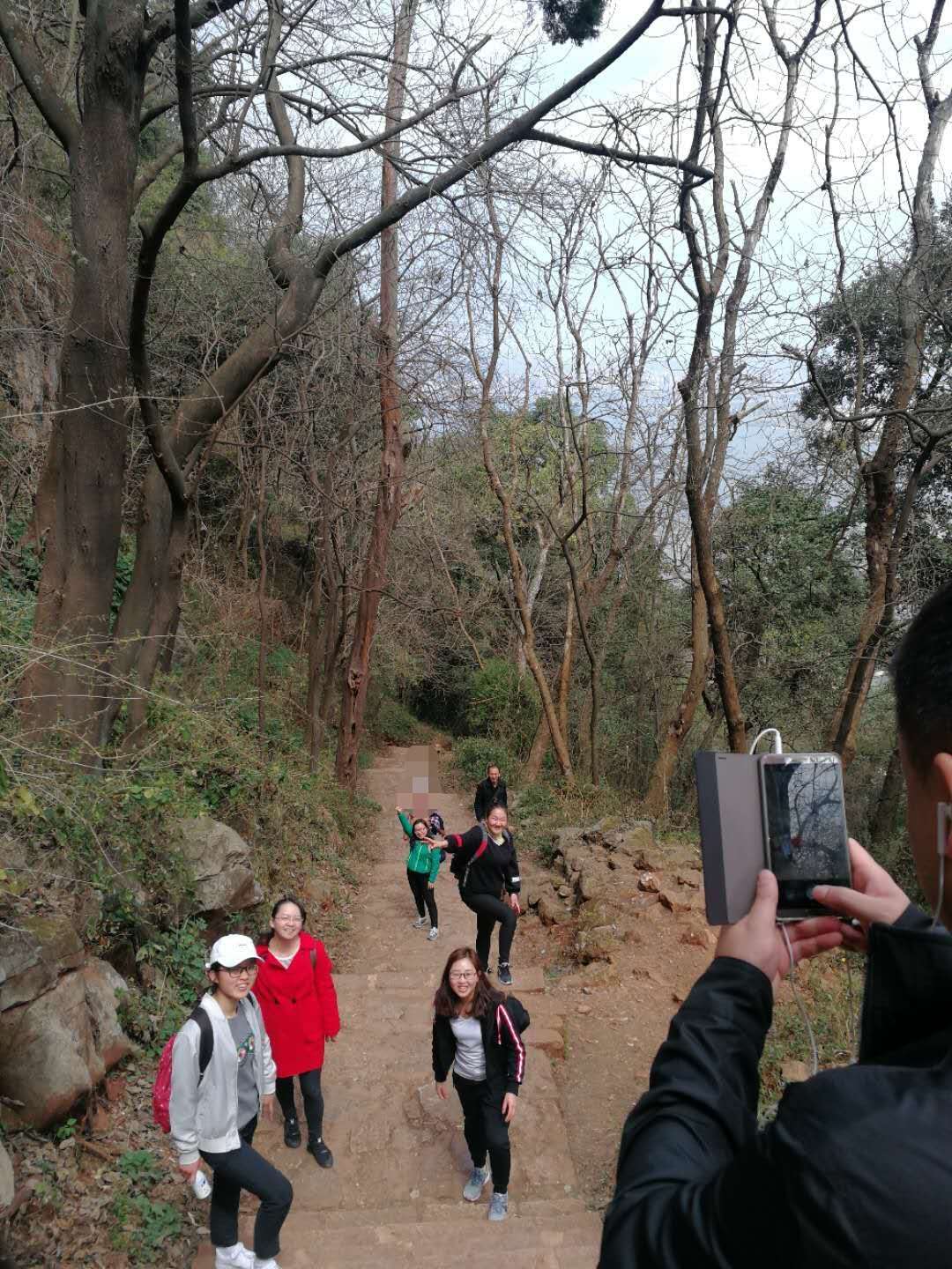 “三八节”西山之游